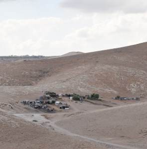 BGSaltnes-Demolition_order_Khan_al_Ahmar_Mihtwish_2014_09_30