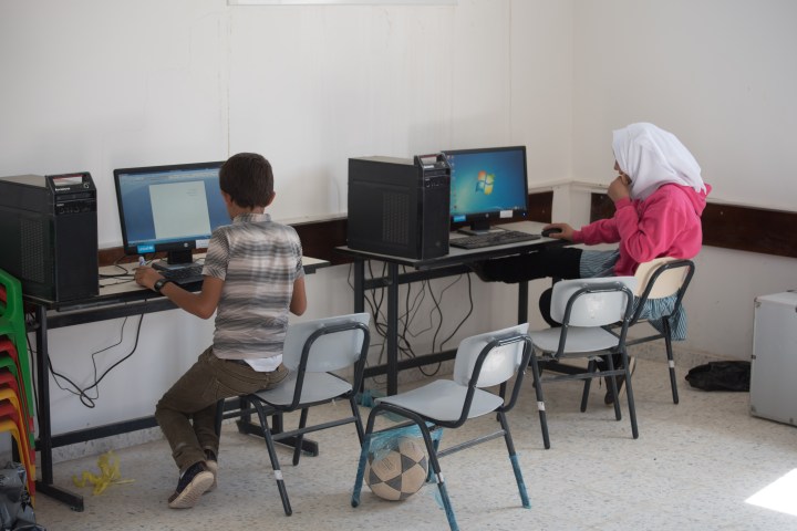 2015_11_19_Jinbas_school_coumputer_lab